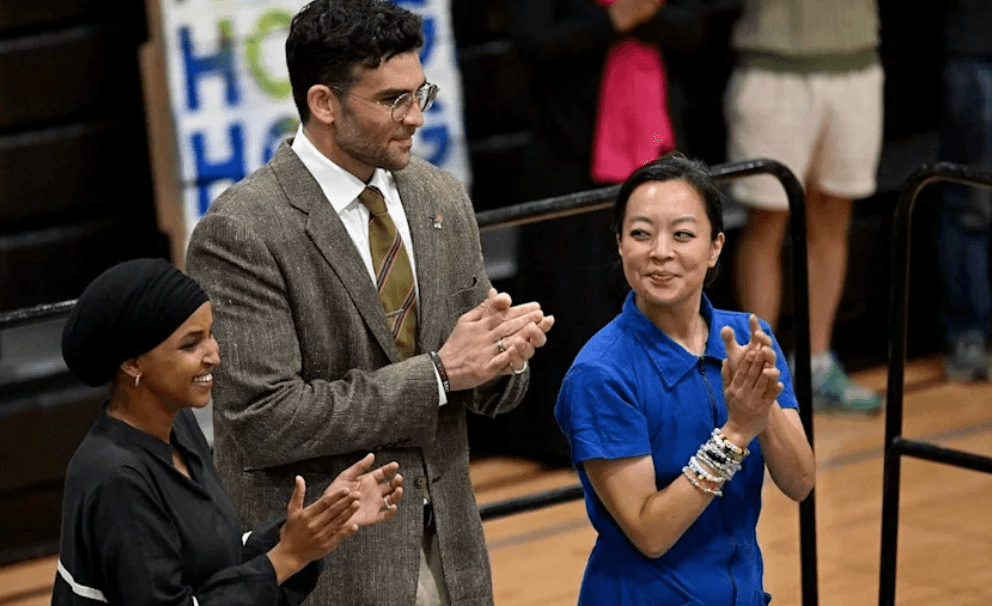 Governor Candidate’s Campaign Hire Gets Big Reaction