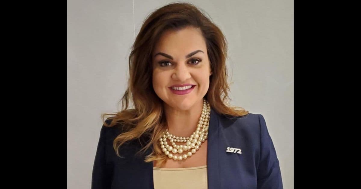 Pro-Life Fashion Designer Delivers Bold Response to '1973' Pro-Abortion Necklaces