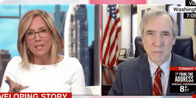 Dem Senator Says Migrant Children Situation at Border ‘Approaching a Crisis’