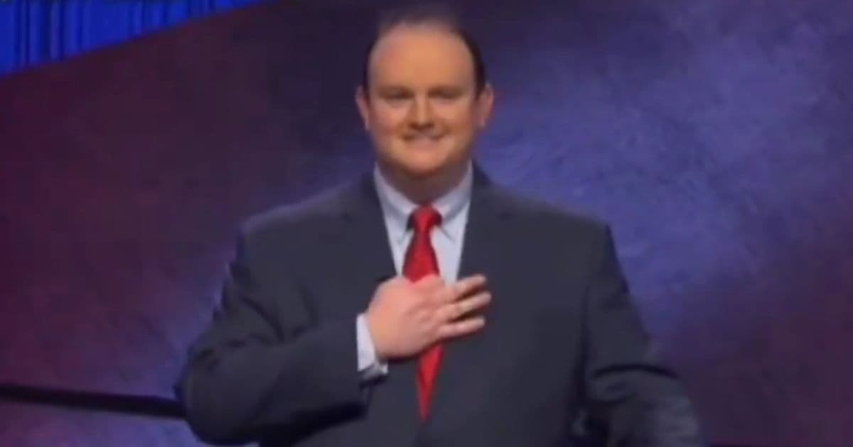 Commentary: Outrage Mob Furious After Three-Time ‘Jeopardy!’ Winner Flashes Victory Sign