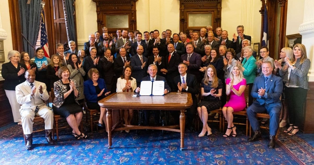 Gov. Abbott Signs 'Trigger Bill,' Will Kick Into Action Once SCOTUS Overturns Roe v. Wade