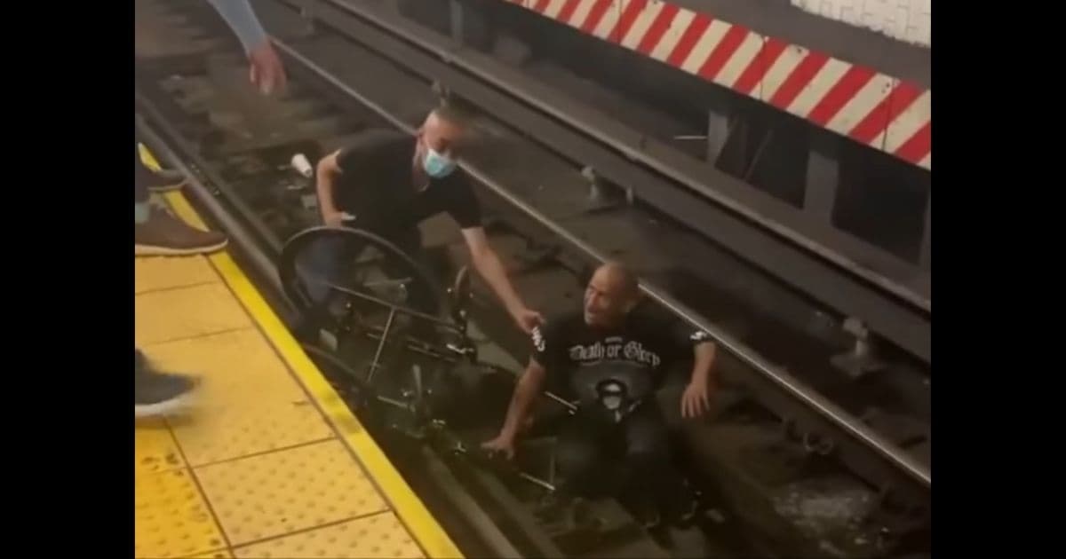 Video: Good Samaritans Come Together to Rescue Man in Wheelchair Who Fell Directly Onto Tracks as Train Approaches