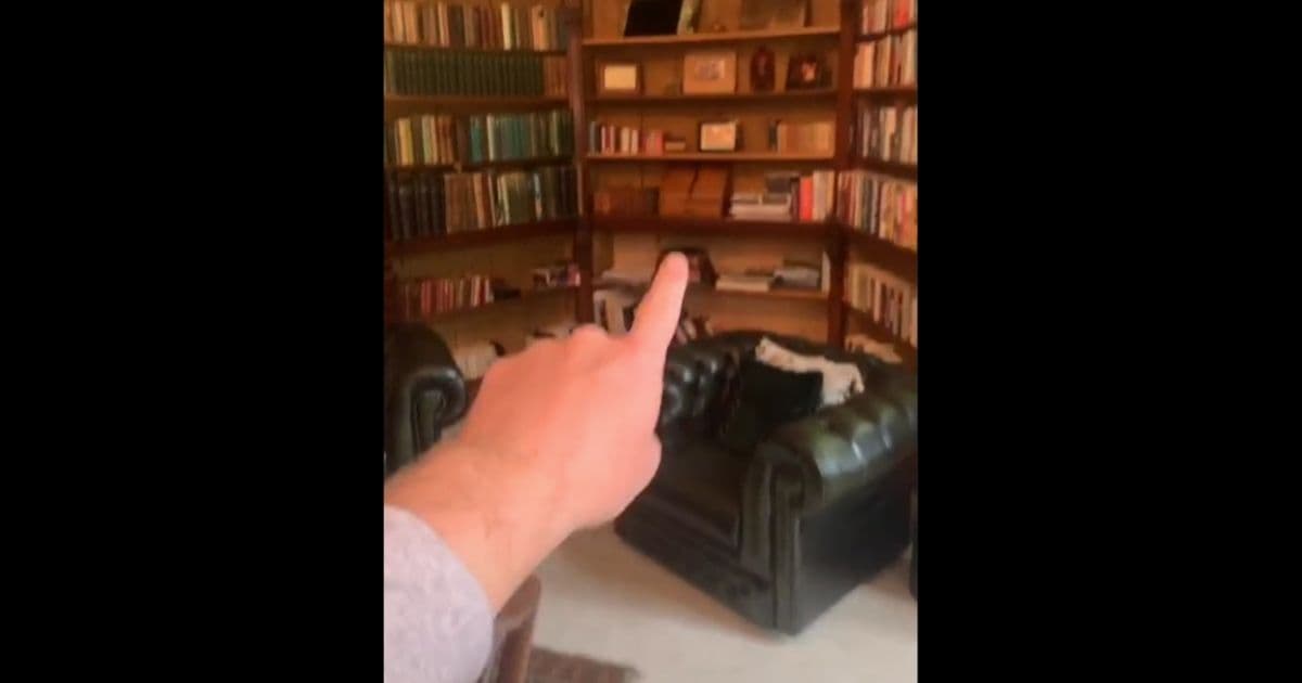 After Noticing Detail in Old Photo, Man Discovers Secret Rooms Hiding Behind His Walls
