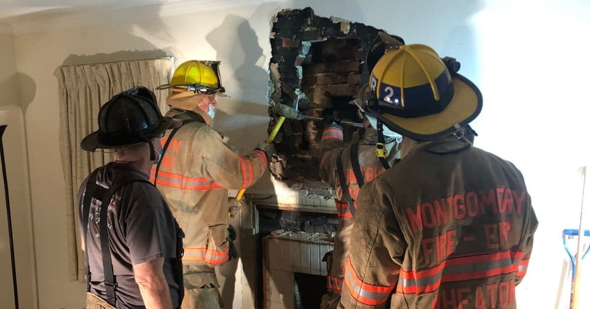 Intruder Enters House Through Chimney, Gets Stuck and Has to Be Cut Out by Two Dozen Firefighters