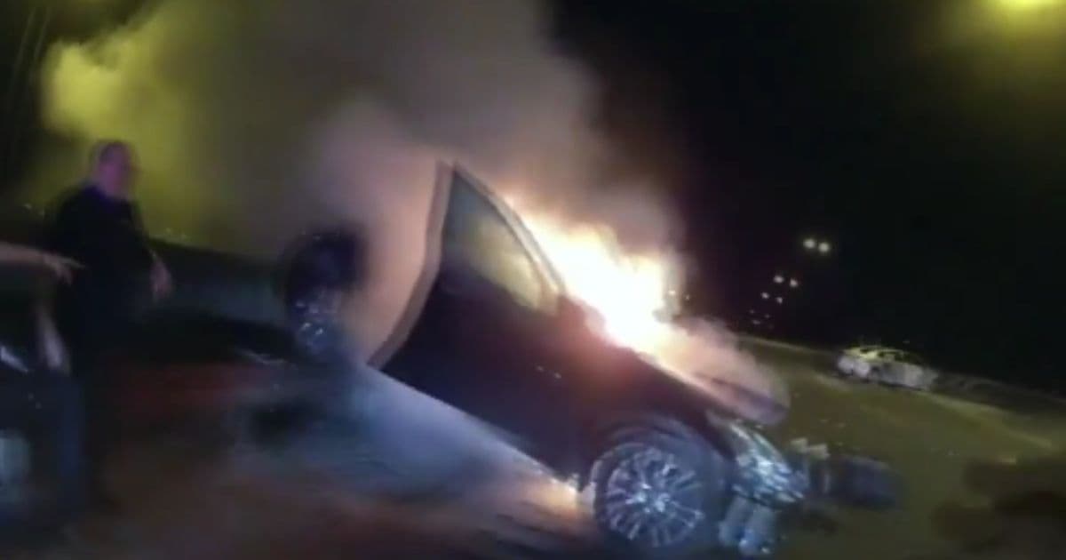 %%title%% Caught on Tape: Florida Police Scramble to Rescue Woman from Burning Car