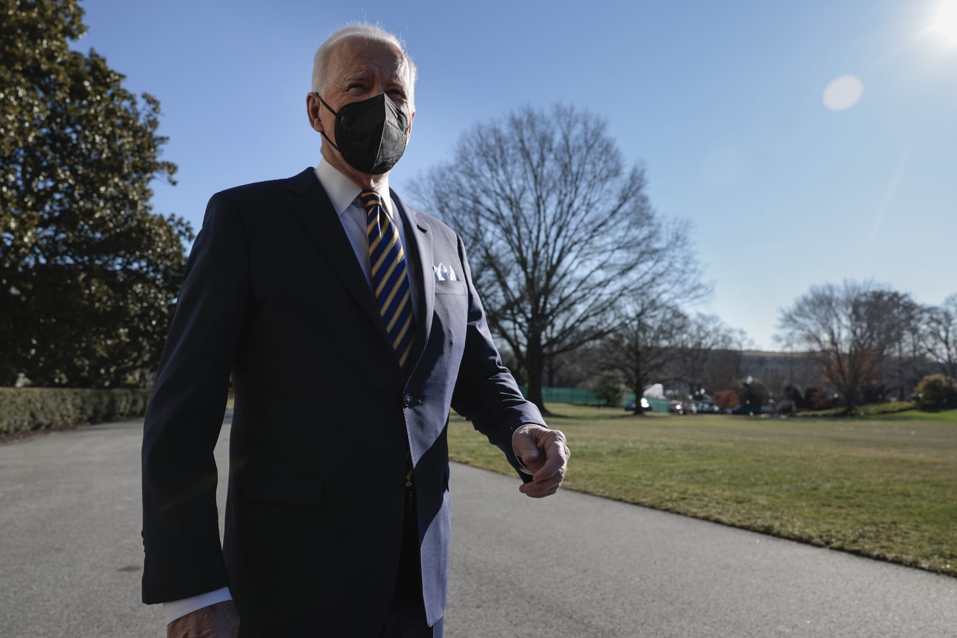 Obama-Era HHS Secretary Criticizes Biden Over COVID ‘Testing Mess’