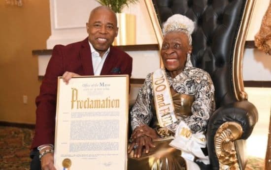 Mayor of NYC Makes Day Even More Special for Woman Turning 100