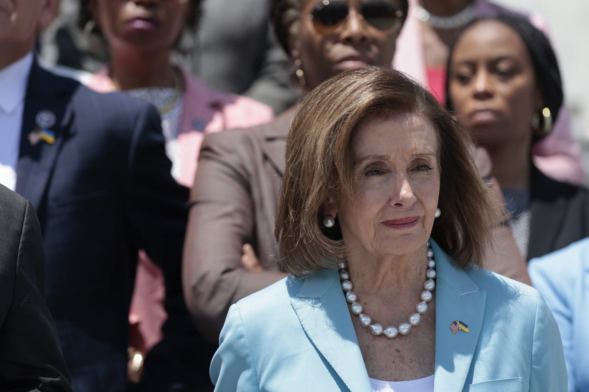 Archbishop Comments on Timing of Pelosi Communion Ban