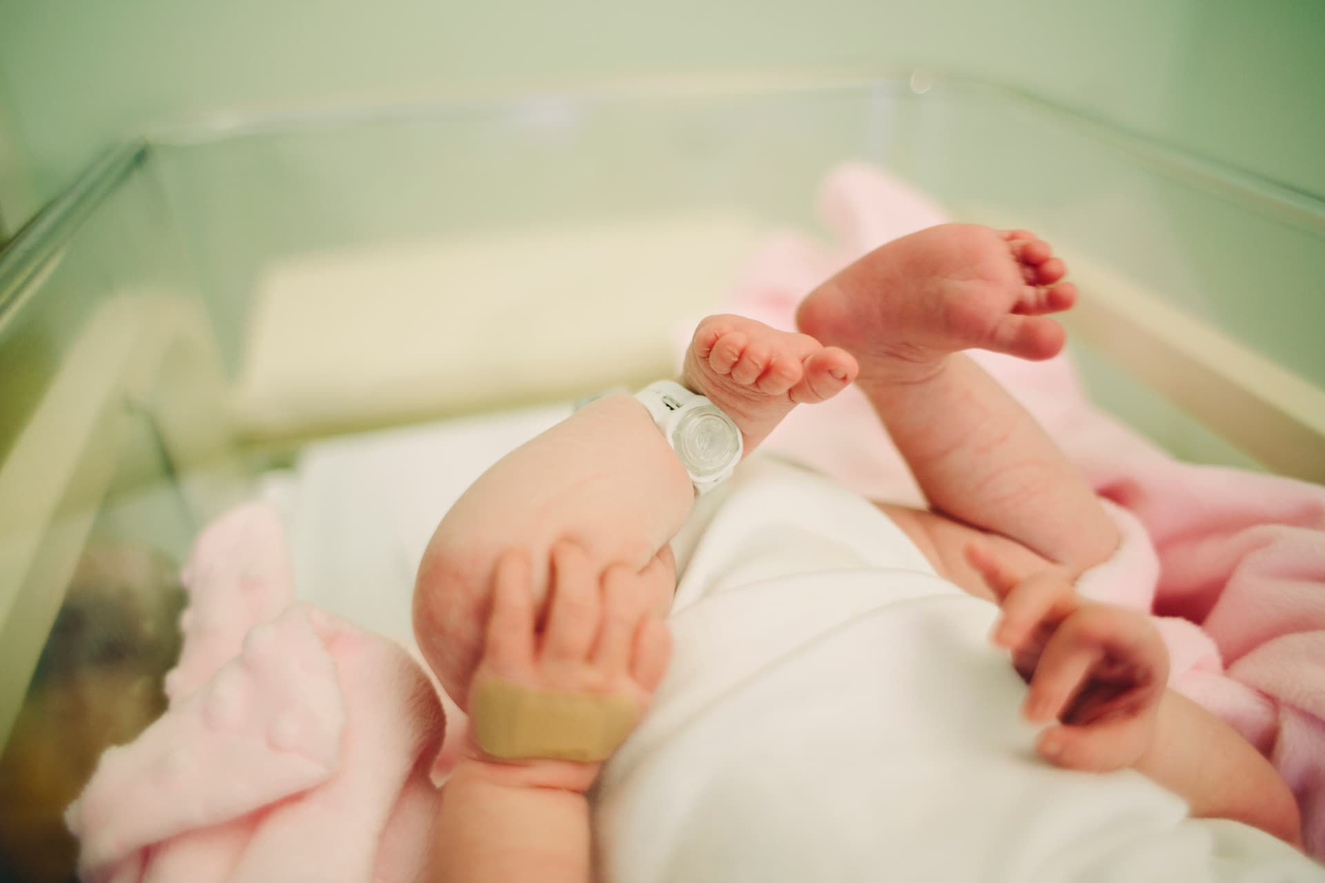 Baby Born With Rare Condition That Gives Her a ‘Permanent Smile’ Goes Viral on TikTok
