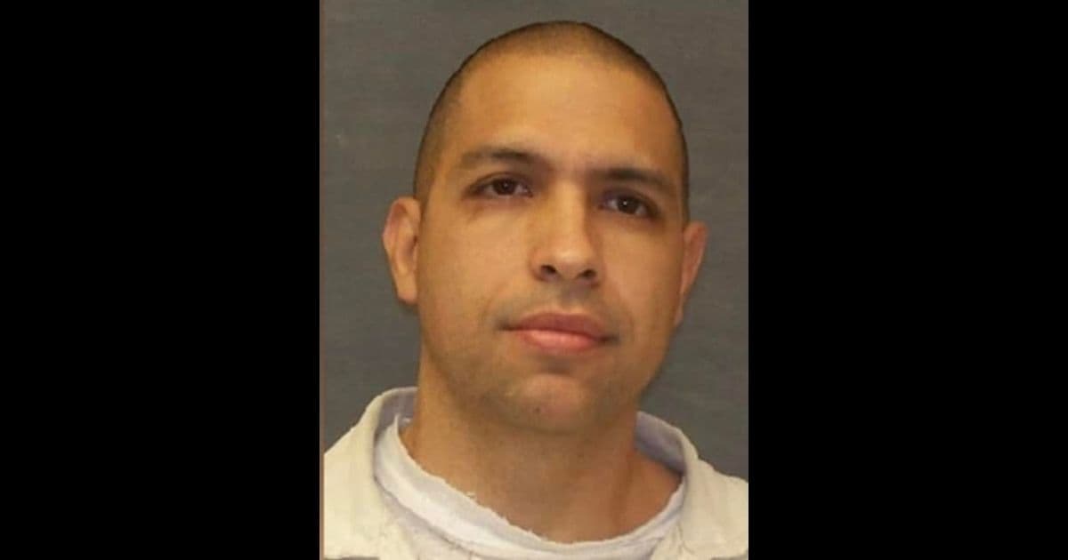 Convicted Killer On the Loose After Stabbing Prison Bus Driver and Escaping in Rural Texas