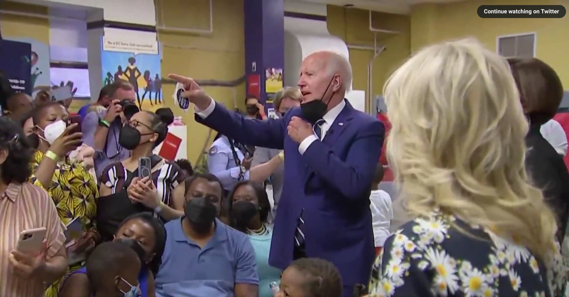 Biden Seems to Forget Who the CDC Director is, Points Out the Wrong Person