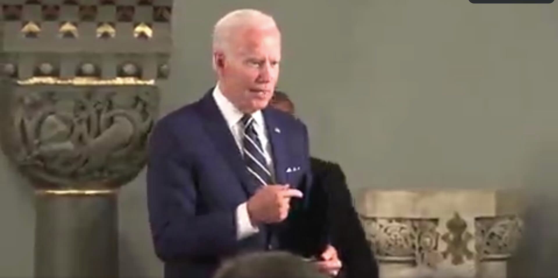Watch: A Confused Biden Appears to Need Directions After Finishing Remarks in Israel