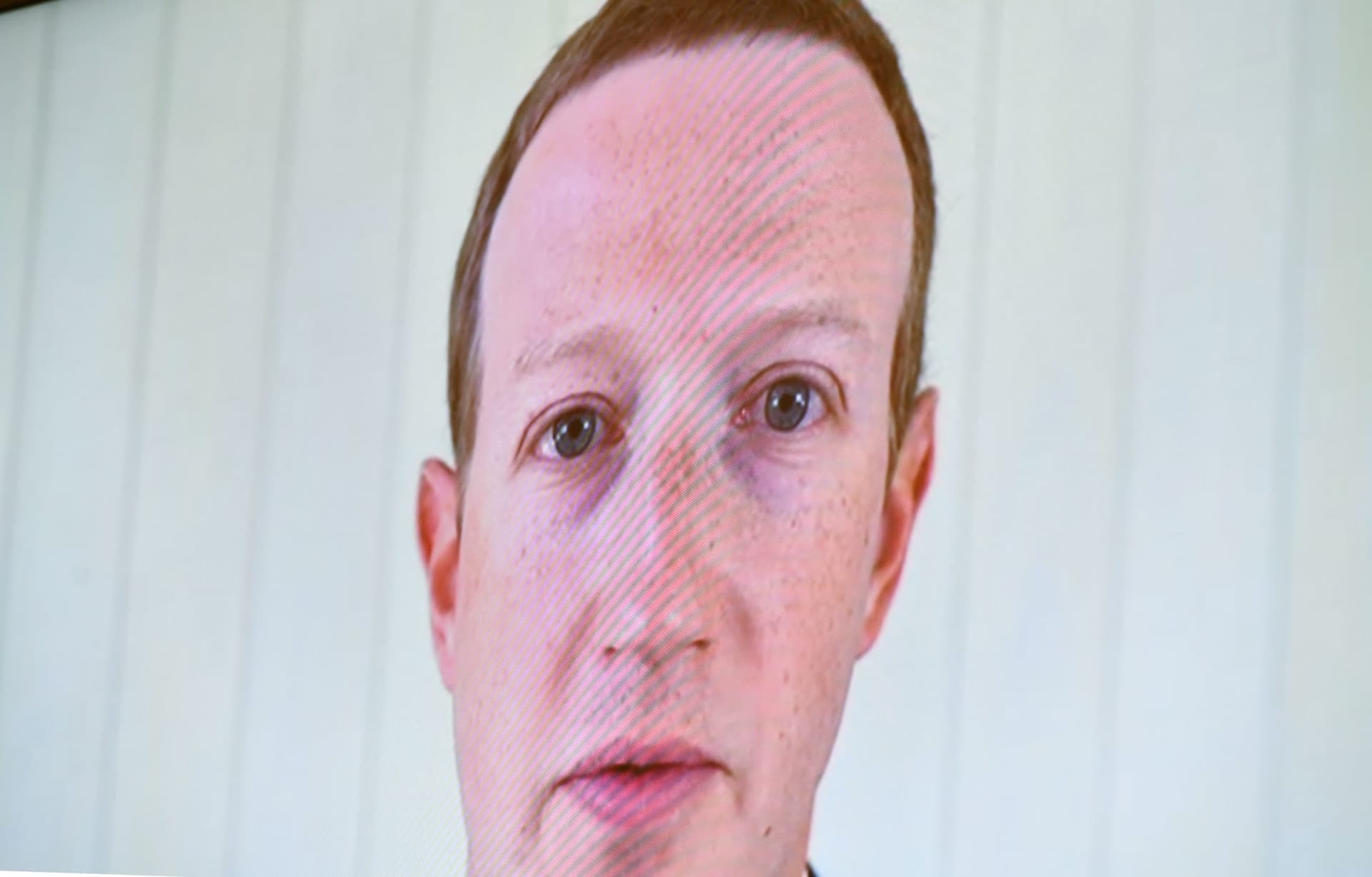 Meta Chatbot Sends Message Insulting Mark Zuckerberg