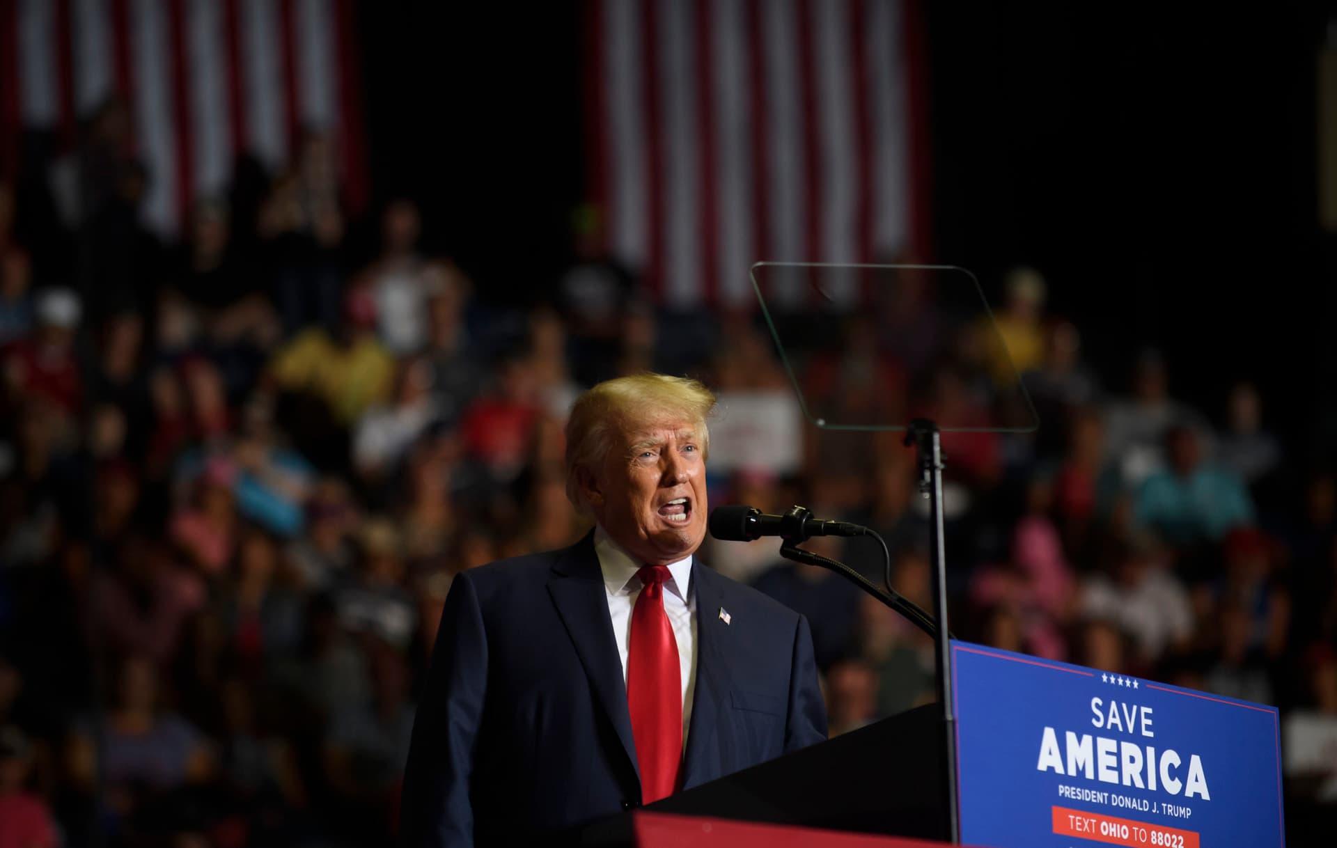 Trump Slams New York Times Reporter After Sitting Down With Her 3 Times for Upcoming Book