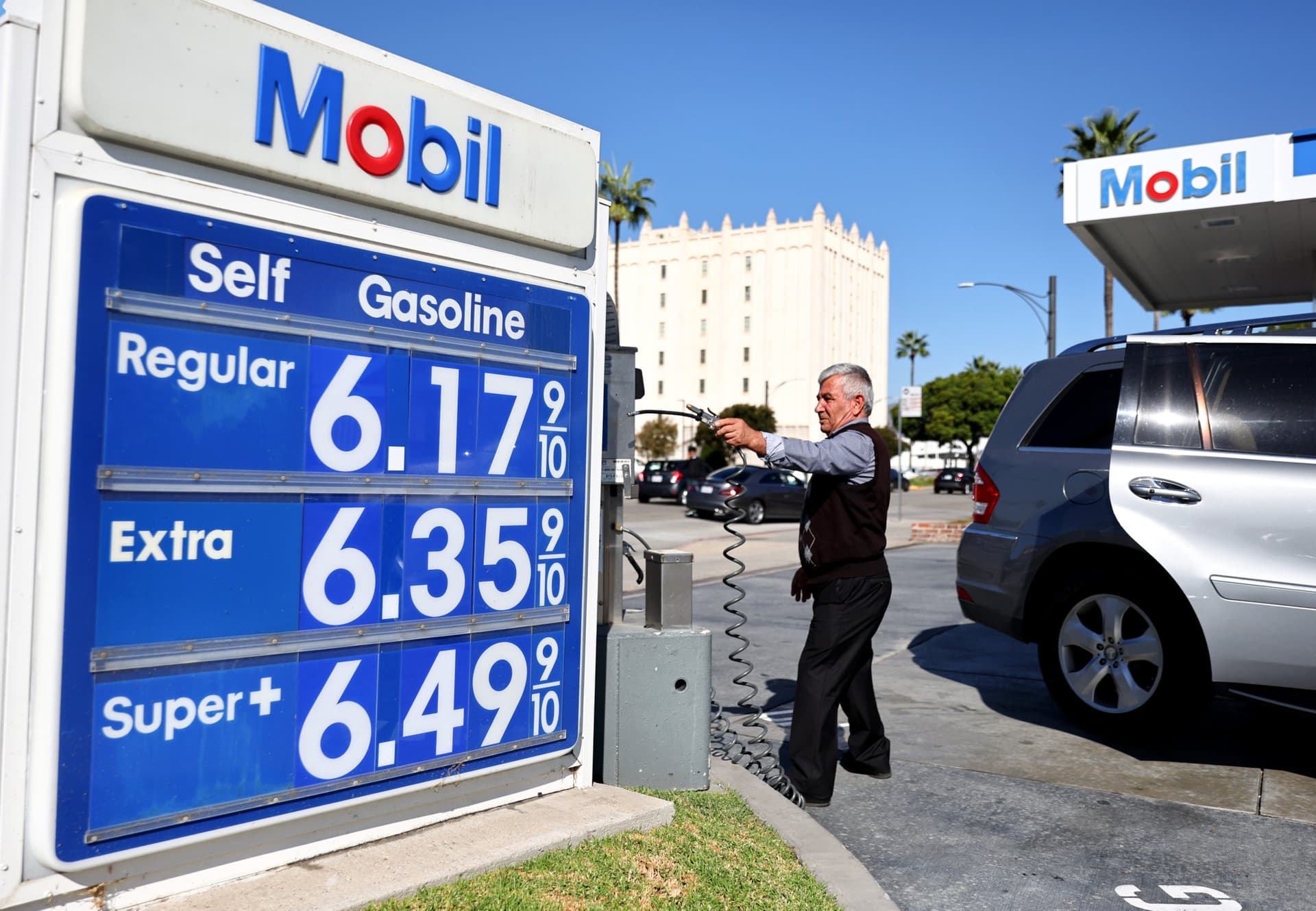 Data Reveals When Gas Prices Could Hit $4 per Gallon Again