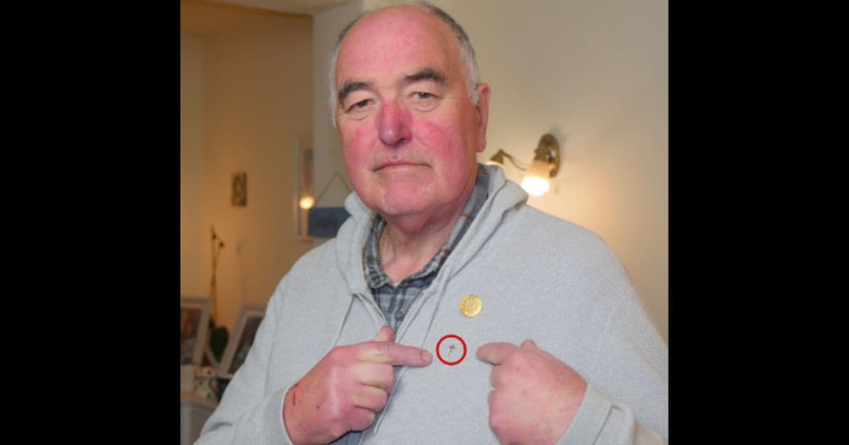 New Minister Threatens 73-Year-Old Chaplain for Refusing to Take Off ‘Offensive’ Cross, Then Things Take a Radical Turn