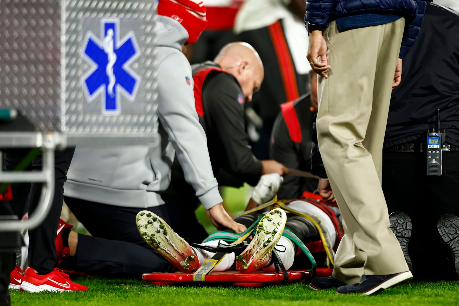 NFL Player Taken to the Hospital After Taking Scary Hit on the Field