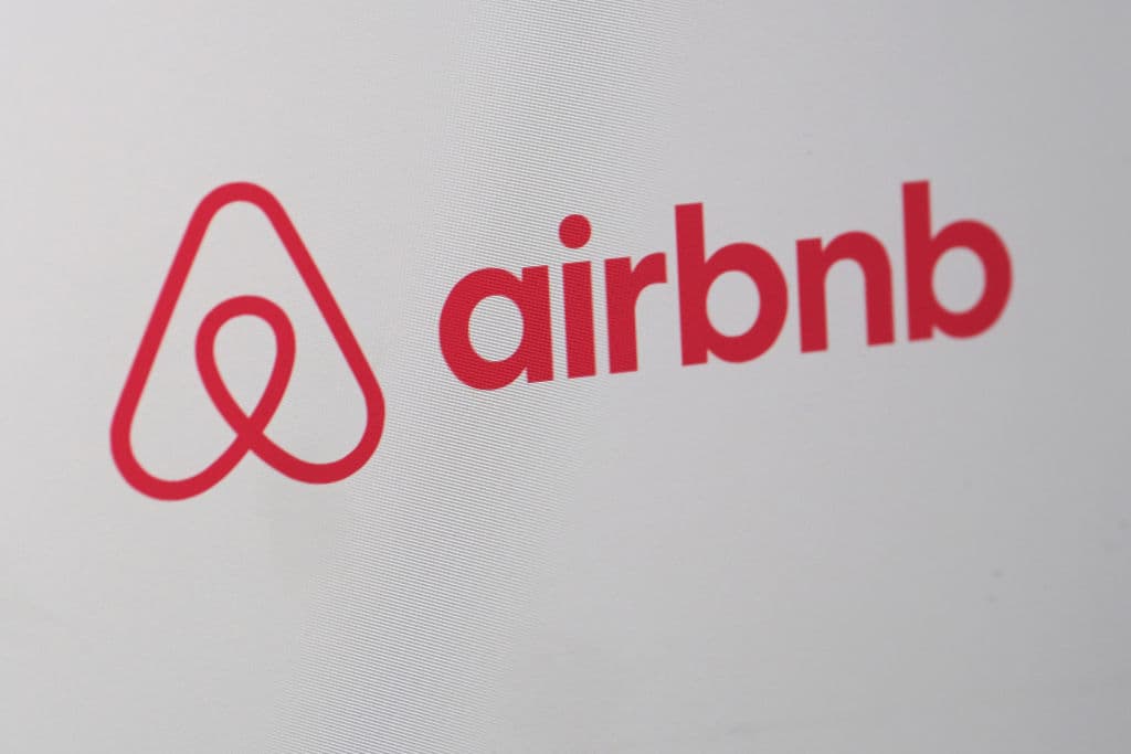 Airbnb Reverses Ban on Parents of Conservative YouTuber – Says It Was a Mistake