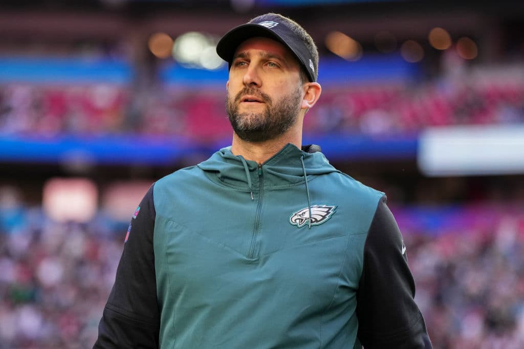 Watch: Tears Stream Down Eagles Coachās Face During Natāl Anthem