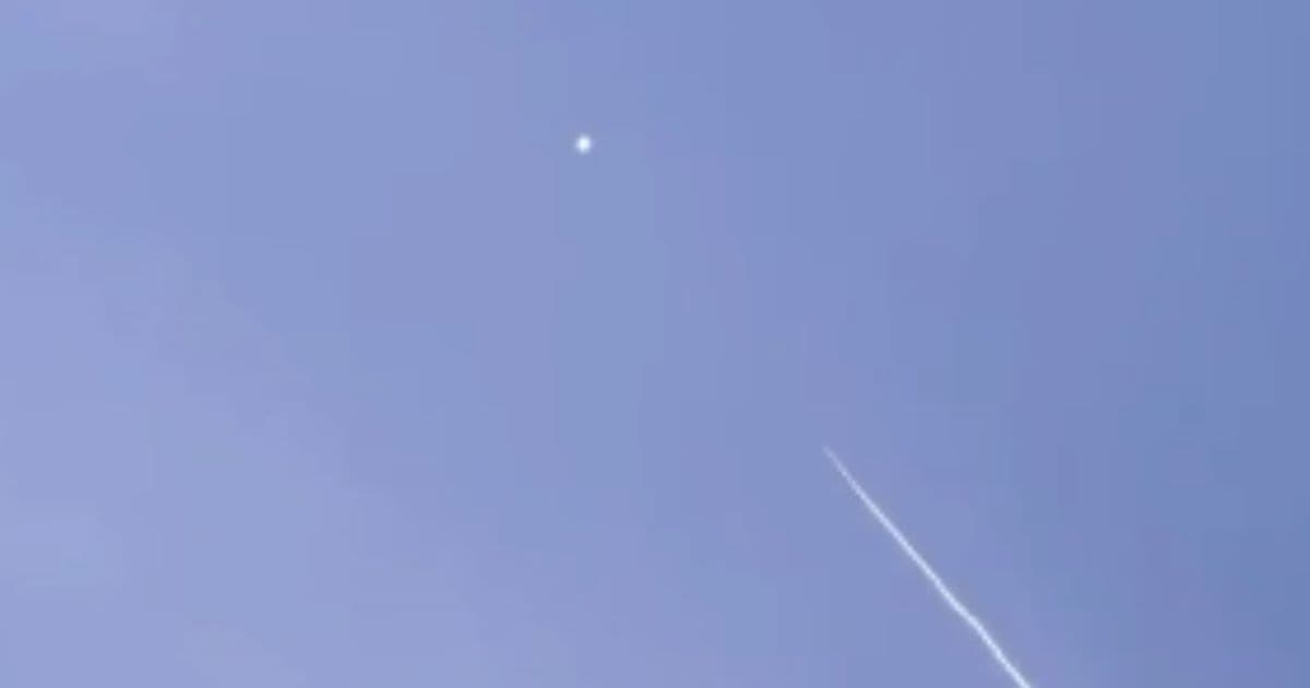 Watch/Listen: Patriots Cheer When US Airpower Finally Shreds Balloon Overhead