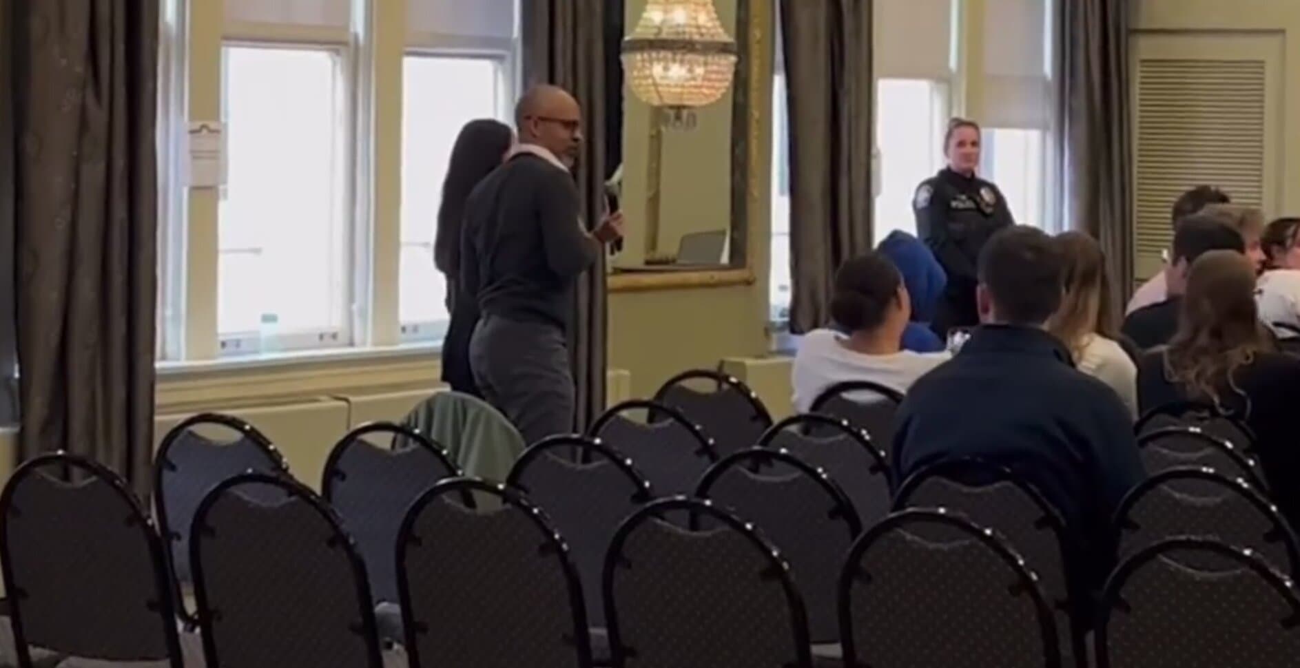 Crowd Erupts in Laughter After Anthropologist Answers Question About Biological Sex