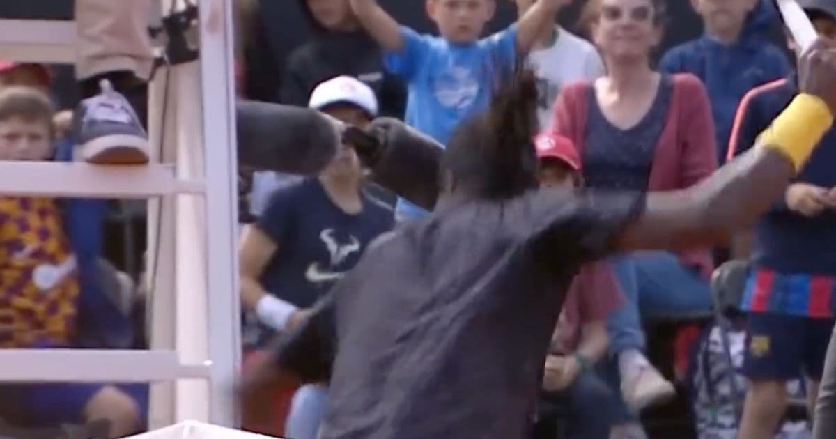 Tennis Player Has Complete Meltdown, Uses His Racket as Weapon After Umpire’s Controversial Call