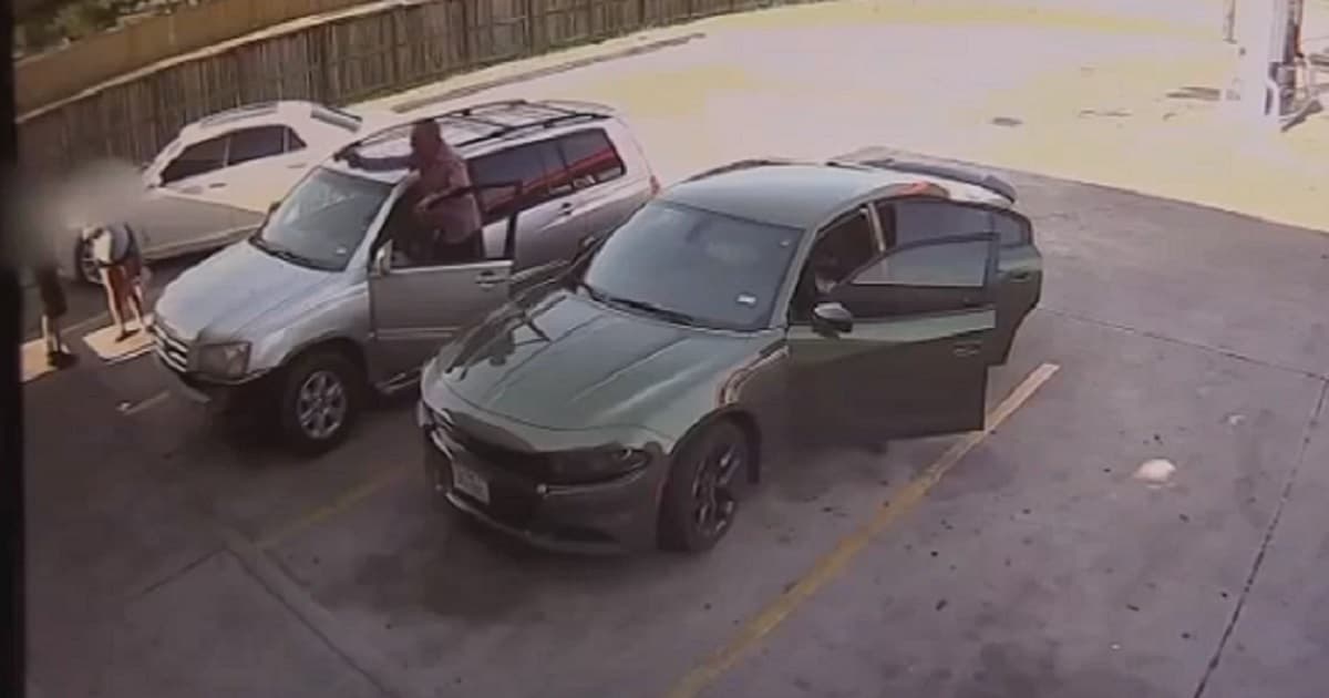 Armed Attacker Picks Wrong Pregnant Woman to Harass, Moments Later She Opens Fire: Report