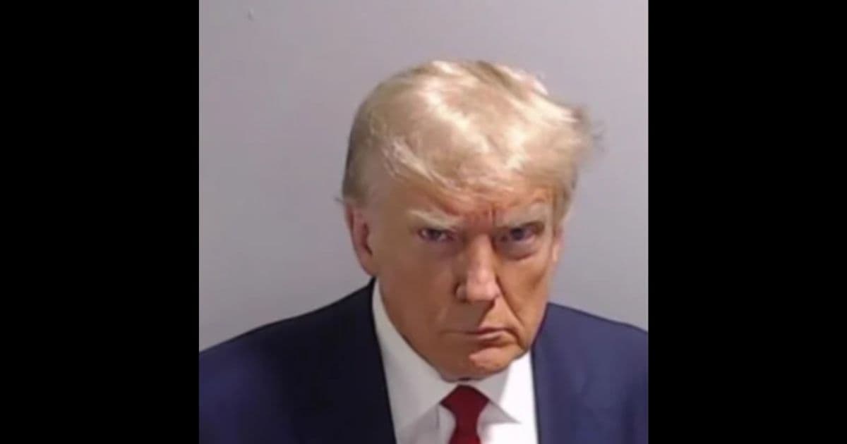 Mug Shot Mania Soars! – Trump Flips Script on Dems as Image They Prayed for Becomes Battle Cry: ‘Never Surrender’