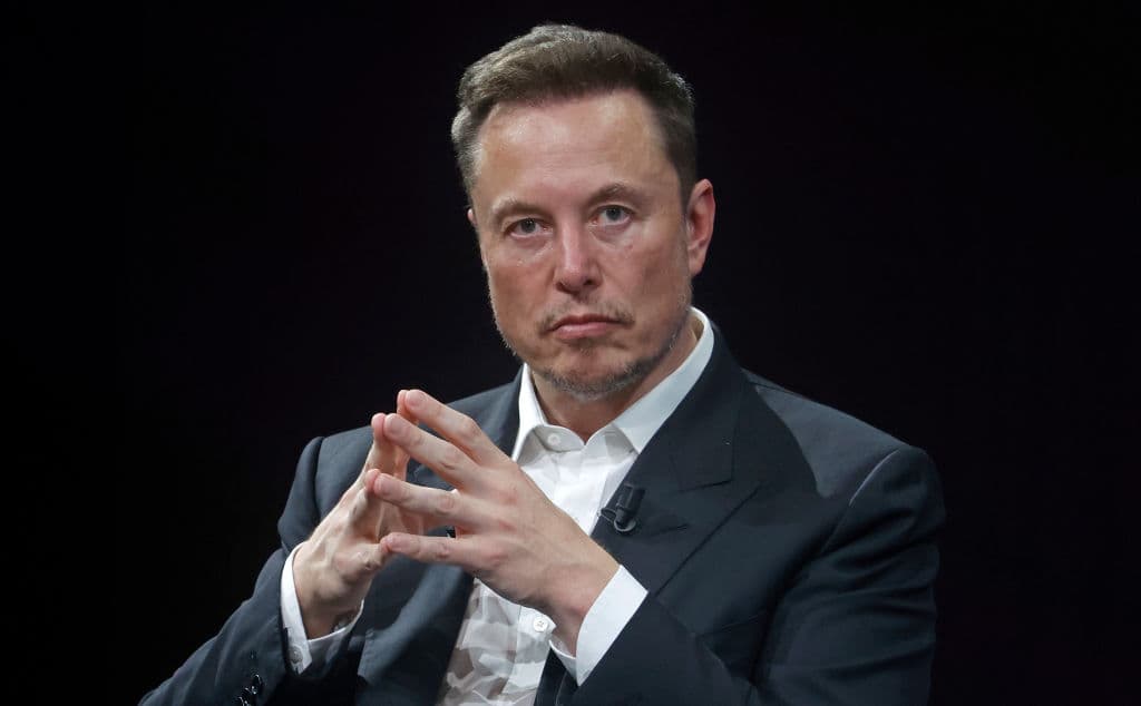 Musk Tells Rogan the Real Reason He Bought Twitter: ‘This Is Going to Sound Melodramatic’