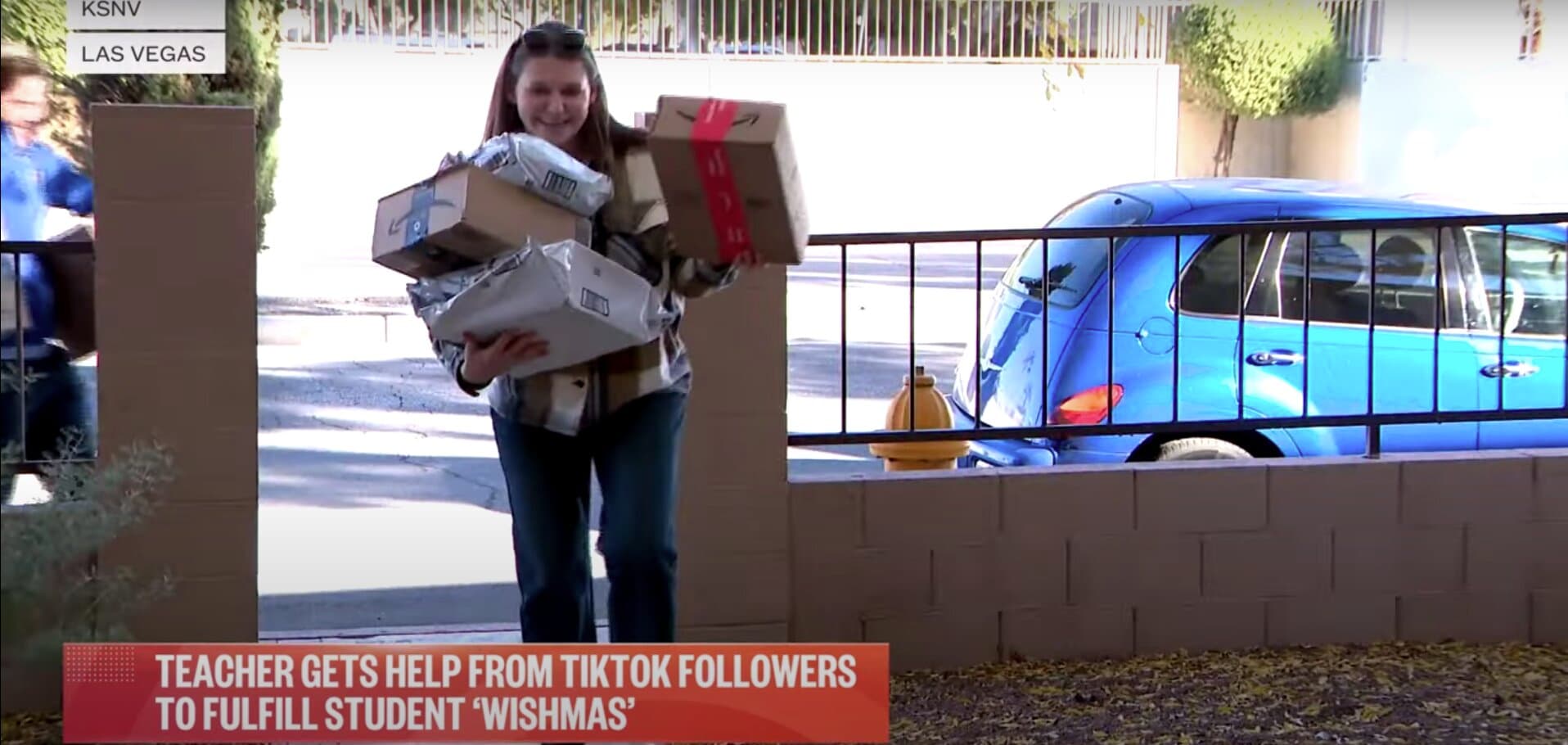 Teacher’s Post Seeking to Fulfill Foster Students’ Christmas Wishlist Goes Viral and Brings In Hundreds of Donations