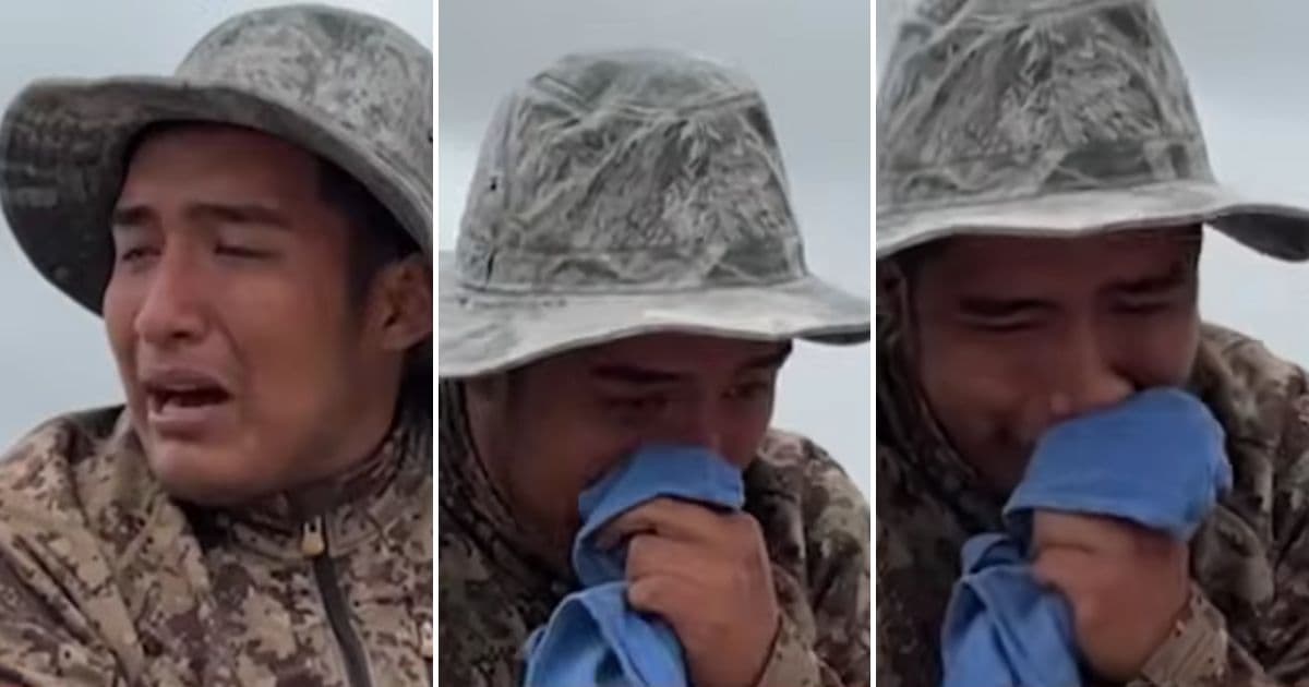 Weeping Teen Migrant Found Abandoned by Smugglers in Texas Desert – Democrats Did This