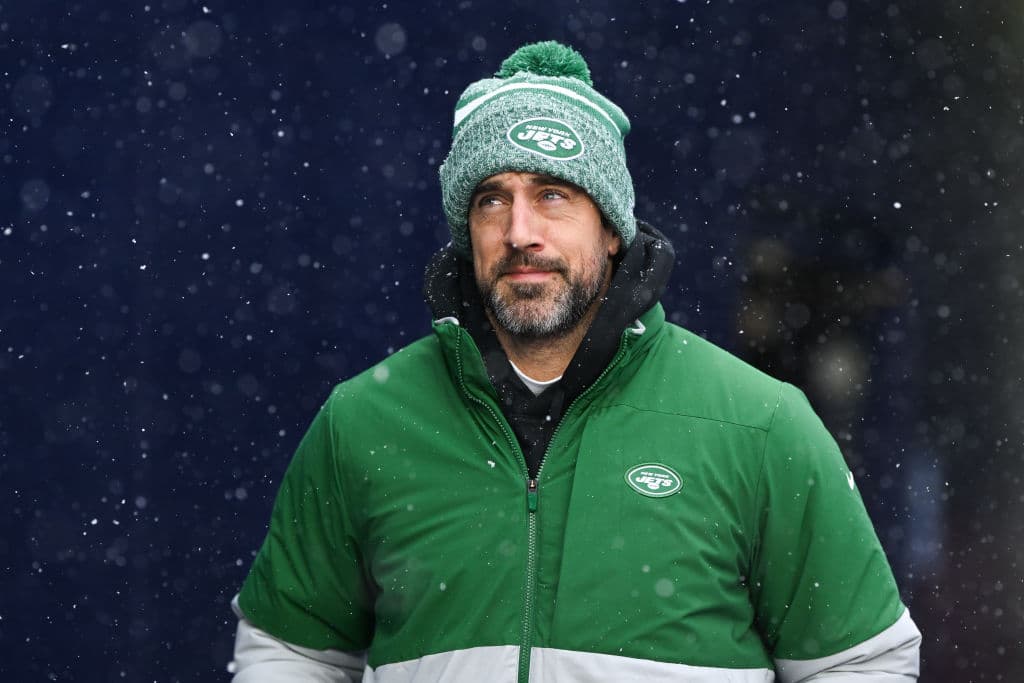 Aaron Rodgers Responds to Report on Sandy Hook Claims