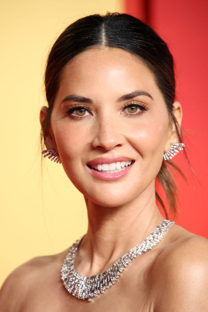 Actress Olivia Munn Reveals Breast Cancer Diagnosis 