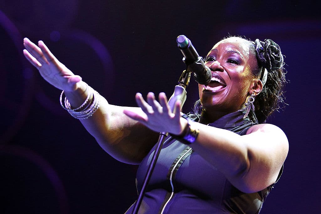 Grammy-Winning Singer Mandisa Dies at 47