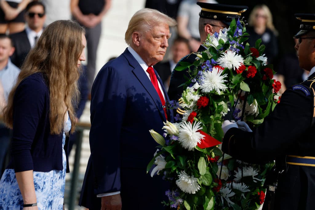 Report: Trump Campaign Staff, Arlington National Cemetery Official Had Verbal, Physical Altercation