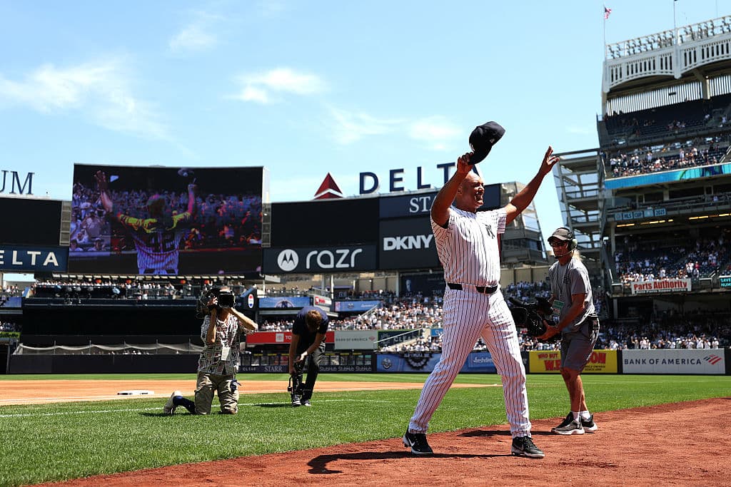 Mariano Rivera Seriously Injured During Yankees Alumni Game