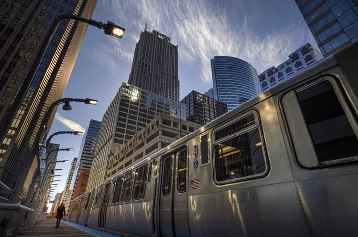 Police Hunt Knife-Wielding Suspect After Random Stabbing on Chicago Train Platform