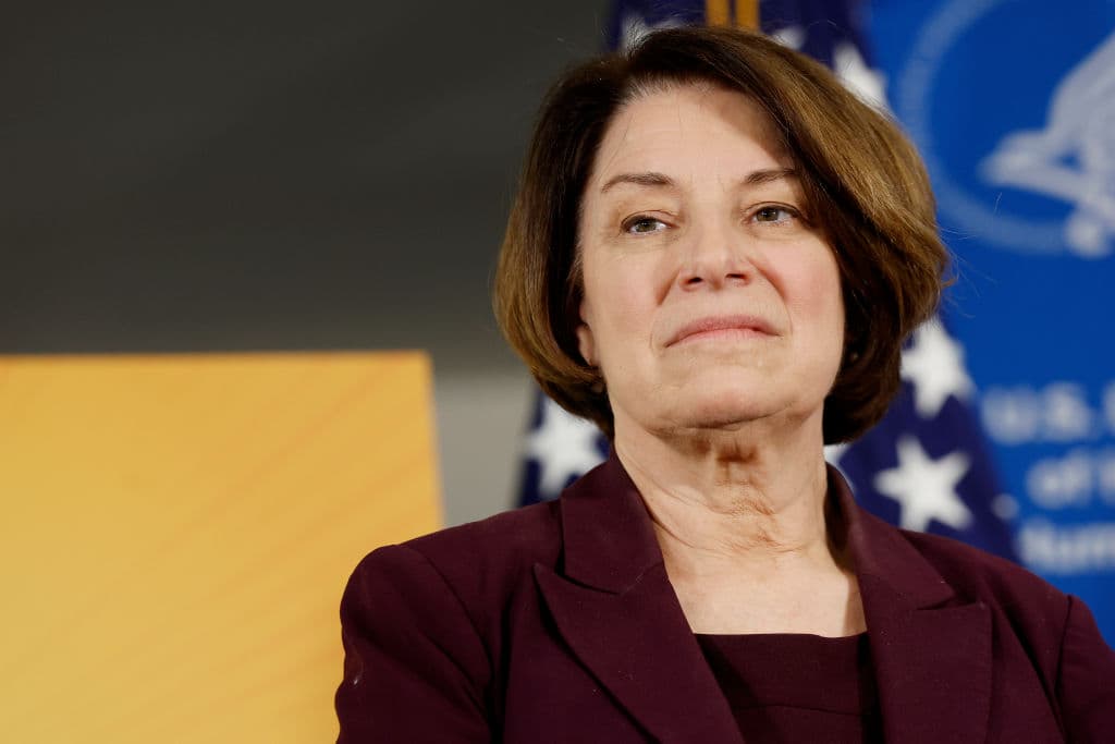 Klobuchar Announces Bid For Minnesota Governor 