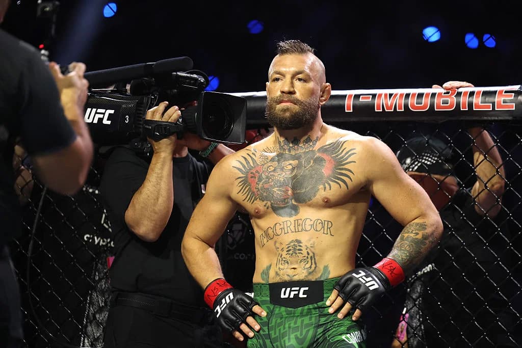 McGregor Suffers Devastating Injury as Long-Awaited UFC Return Is Cut Short