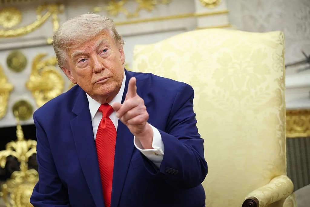 Judge Blocks Trump Administration Visa Policy Targeting Foreign Censors