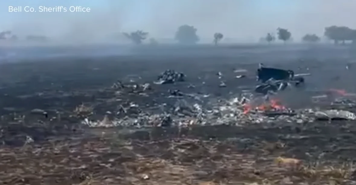Fiery Texas Helicopter Crash Kills 2 Soldiers, Forces Evacuations