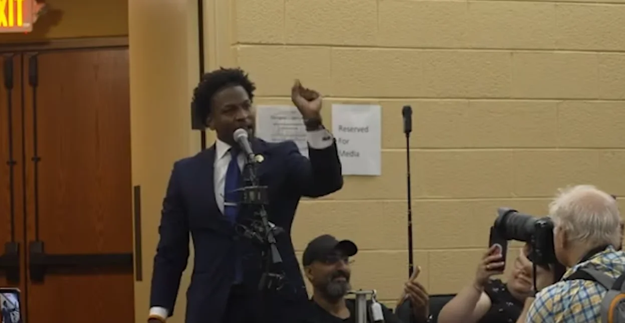 Pastor Sparks Heated Clash Over Muslim Influence at Dearborn Meeting