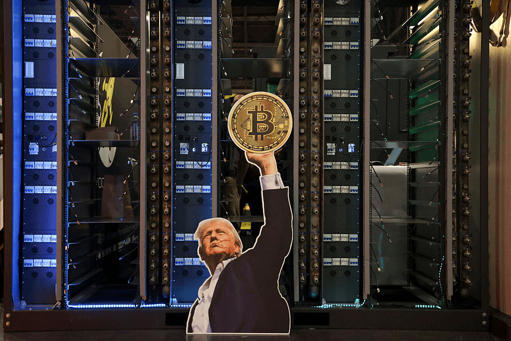 Trump Got $1B From Cryptocurrency Businesses: Fed Filing