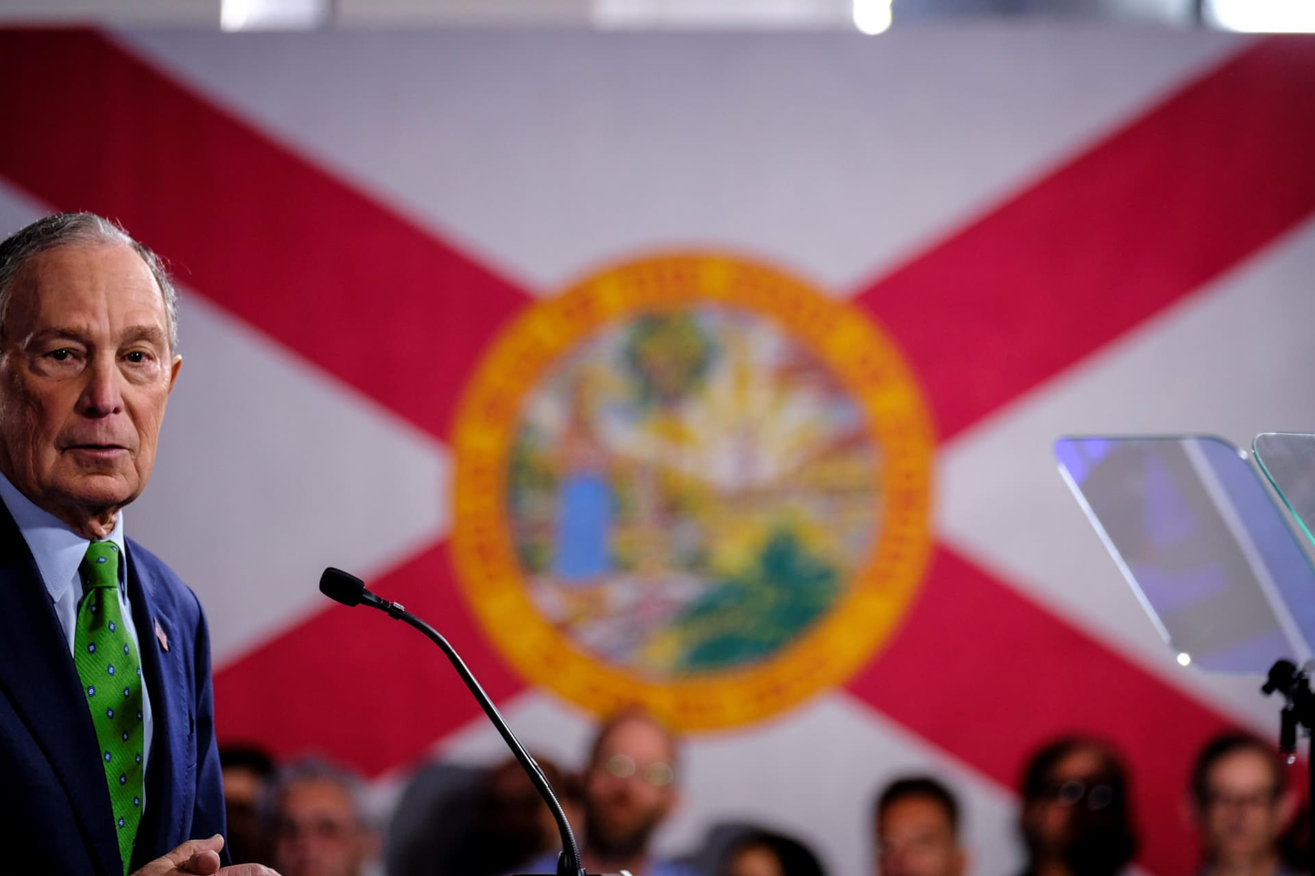 Democrats Announce New Debate Rules Likely to Allow Bloomberg to Join