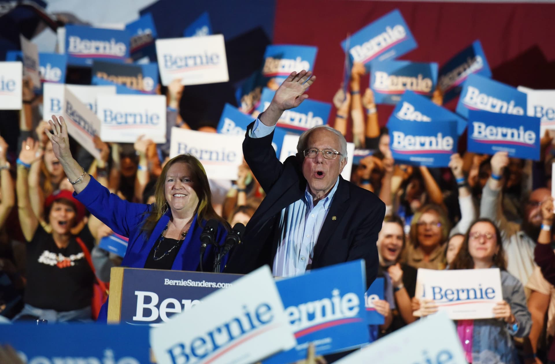 Sandersā Big Nevada Win Narrows Rivalsā Path to Democratic Nomination