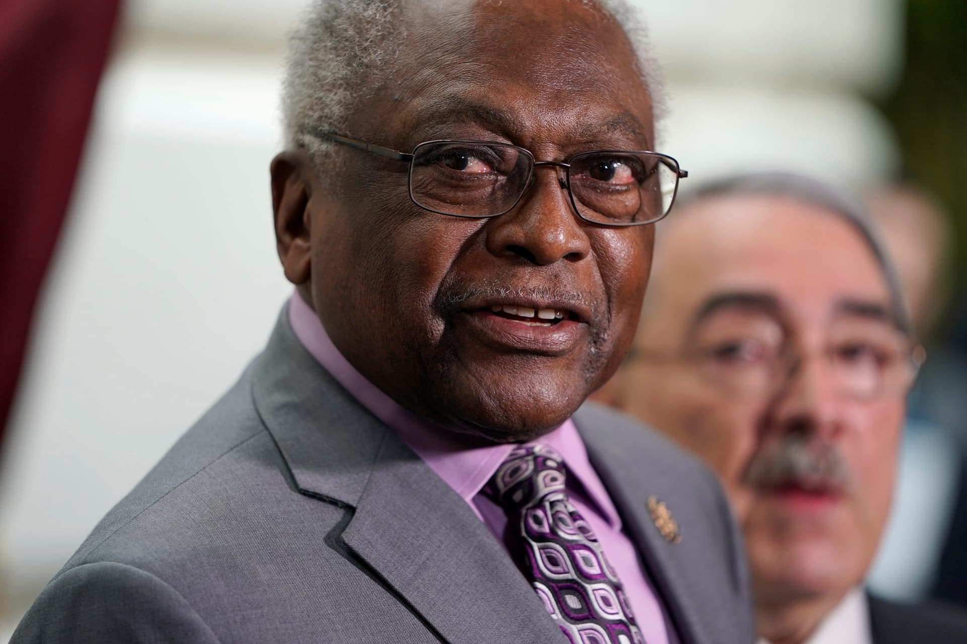 Clyburn Slams Tom Cottonâs Call for Military to Put Down Rioting in the US