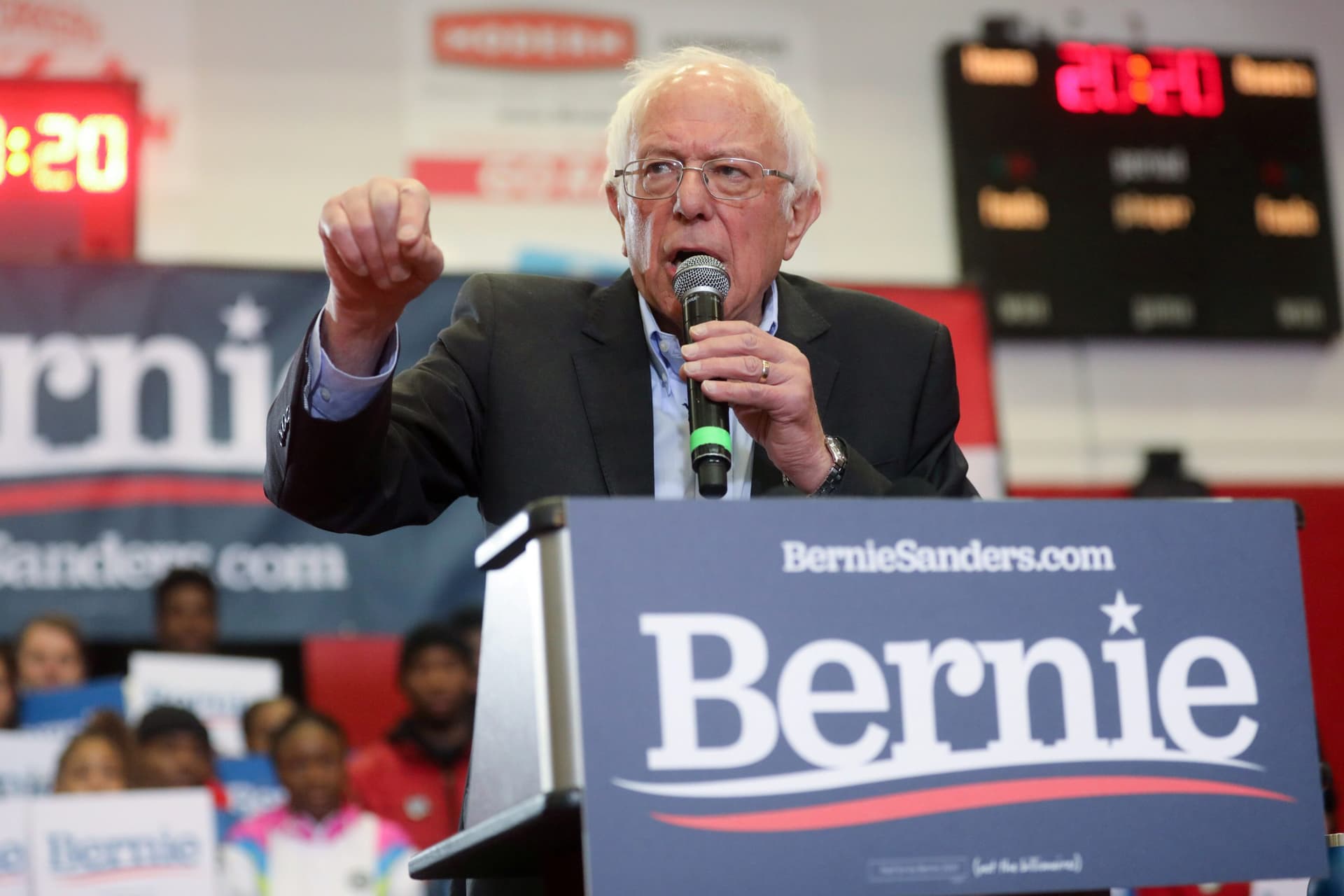 Sanders Blames the ‘Corporate Media’ After Super Tuesday Shortcomings