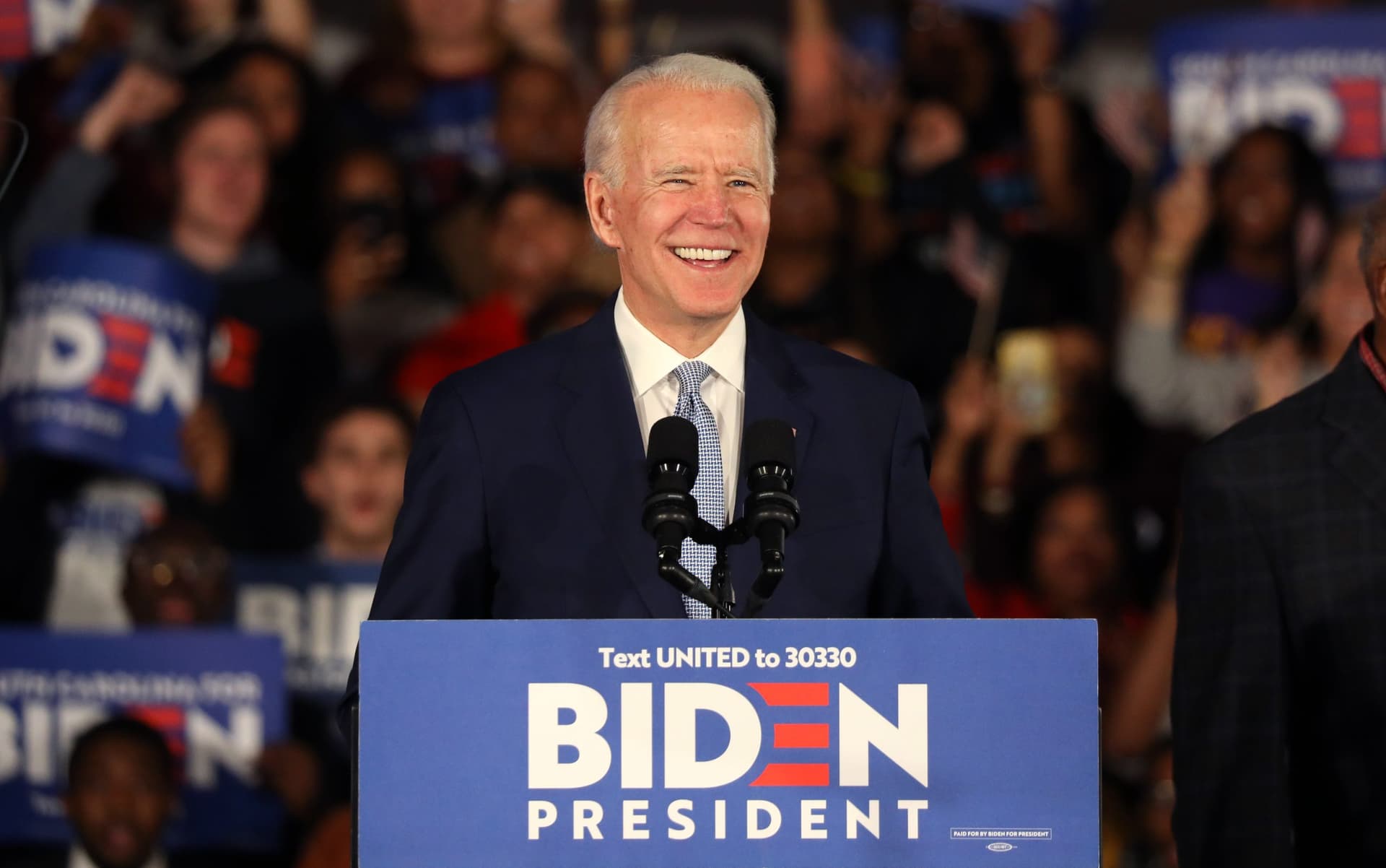Ex-Republican Presidential Candidate Carly Fiorina Reveals She Will Likely Vote for Biden