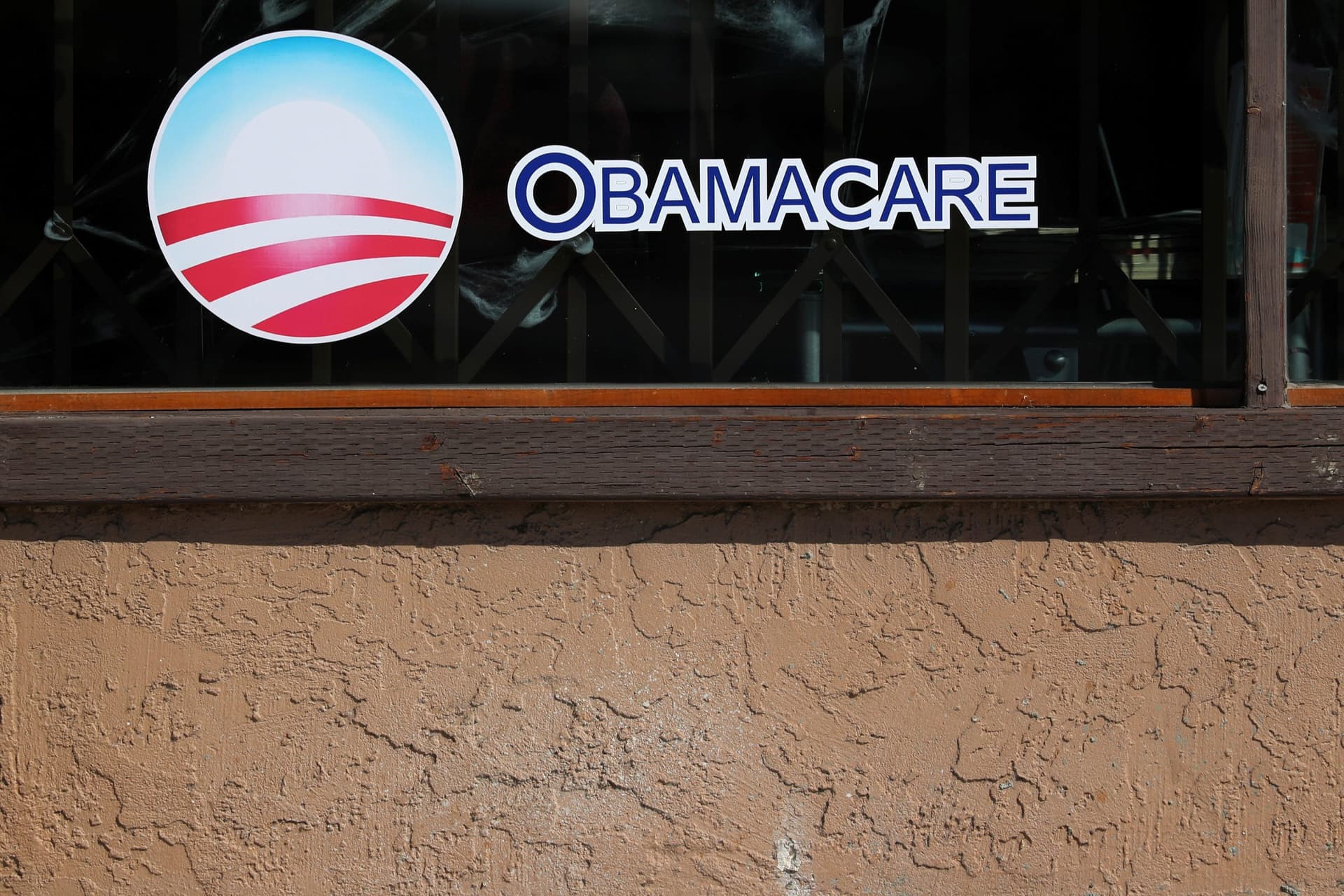 U.S. Supreme Court Agrees to Hear Democratic Bid to Defend Obamacare