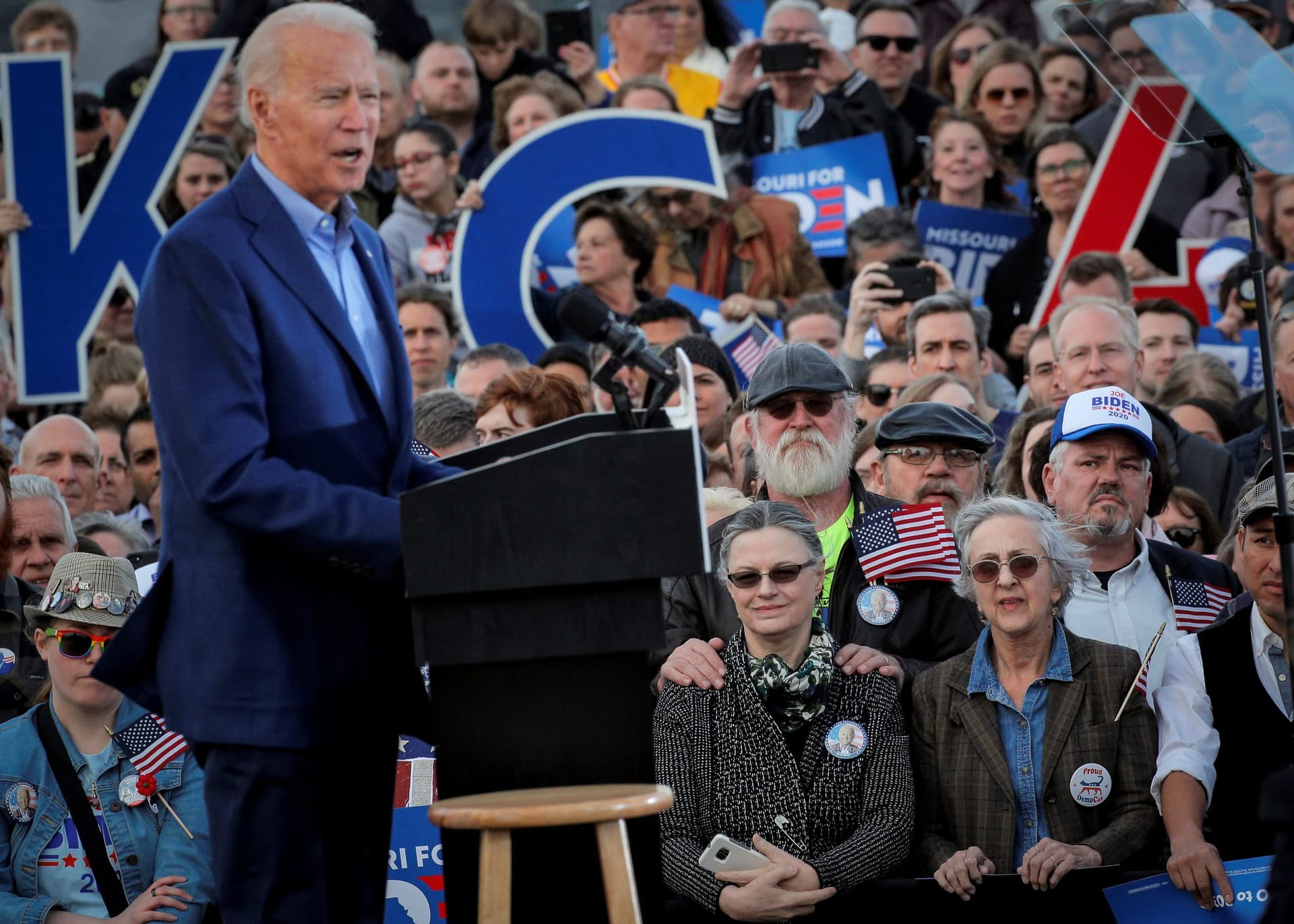 On the Trail: Biden Launches Biggest Ad Blitz of His Campaign, Sanders Attacks Amid âBloodbathâ Warning